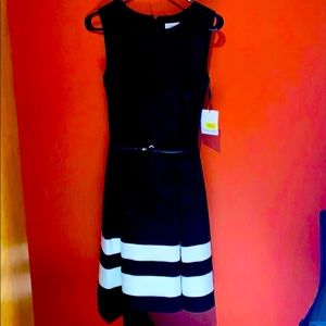 Cocktail dress with belt